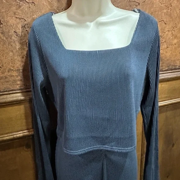 NWT SIZE L HYFVE Ribbed Blue Skirt Set - Picture 3 of 13
